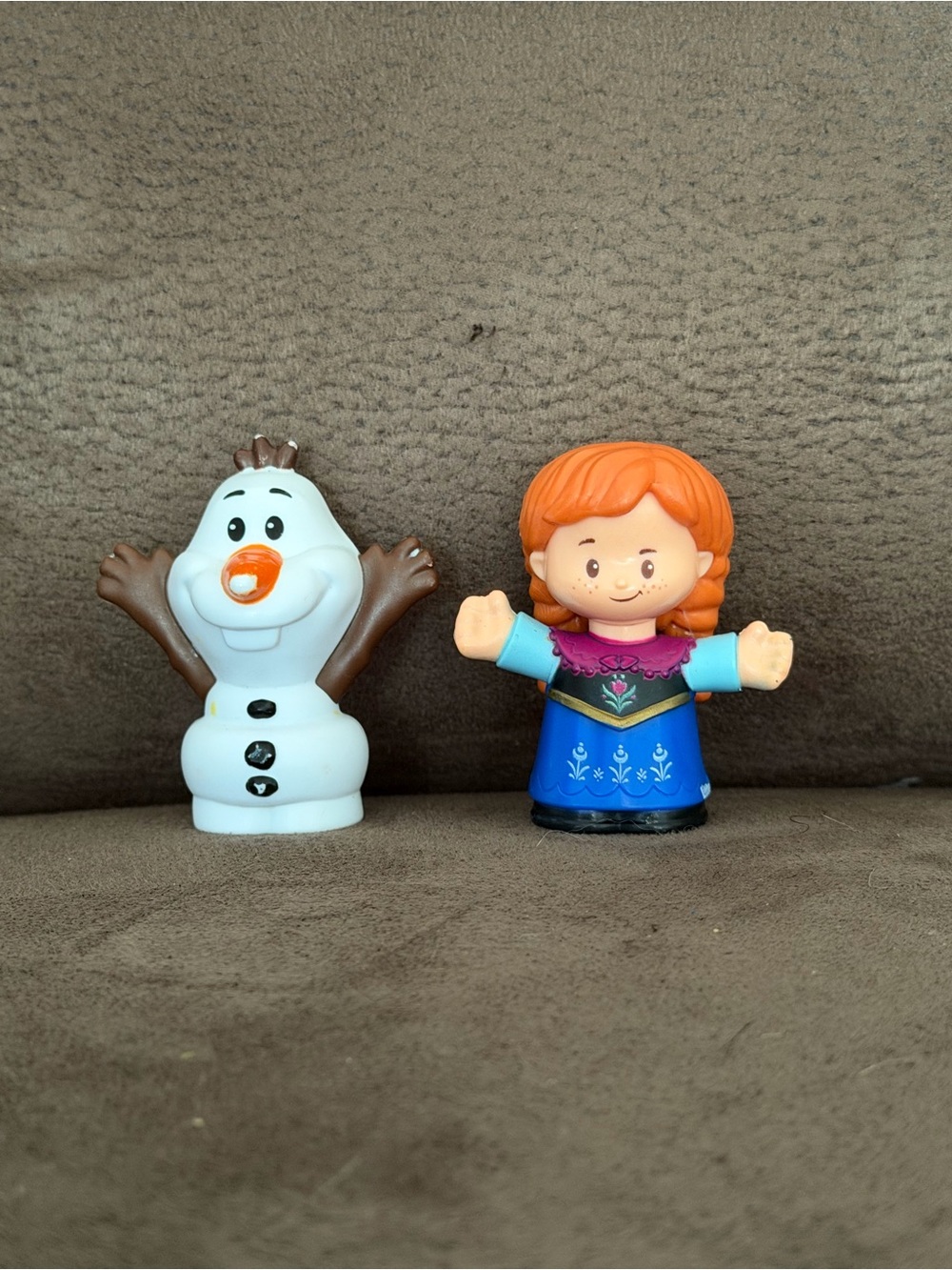 Fisher-Price Little People Disney Anna and Olaf Duo Pack - Blue, White